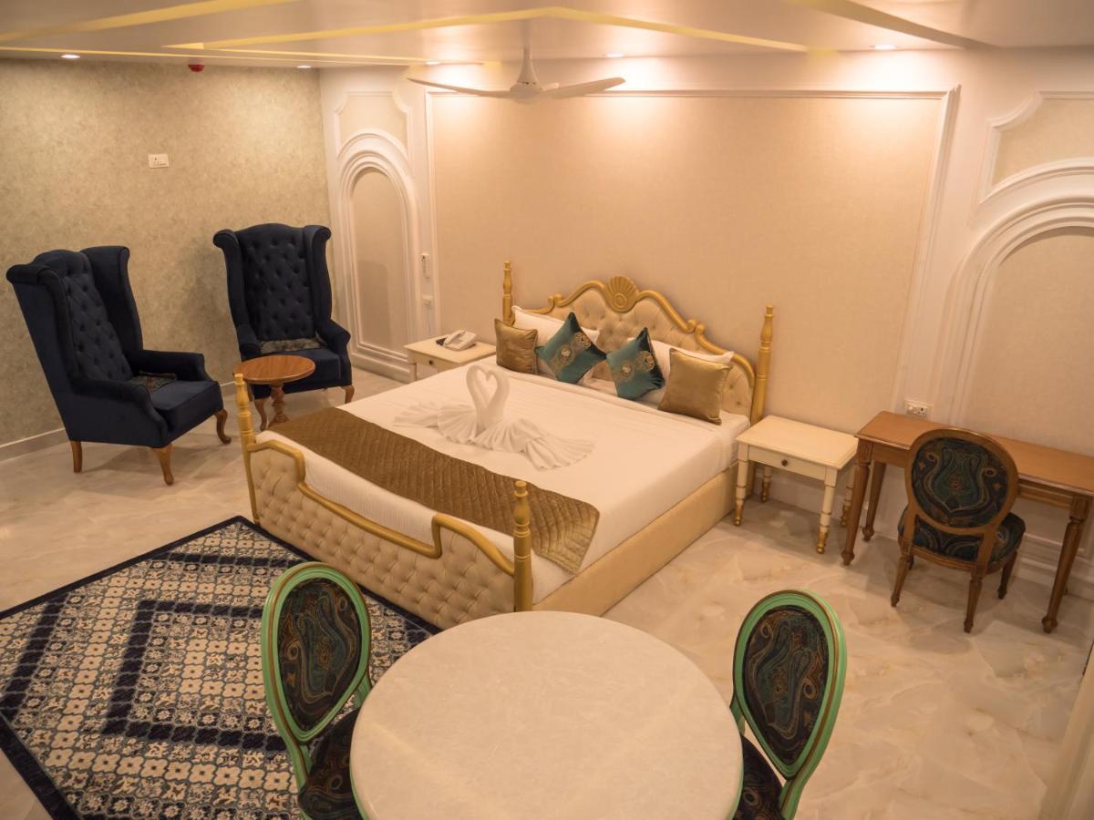 Hotel Blue Waves Jangli Ghat Luaran gambar