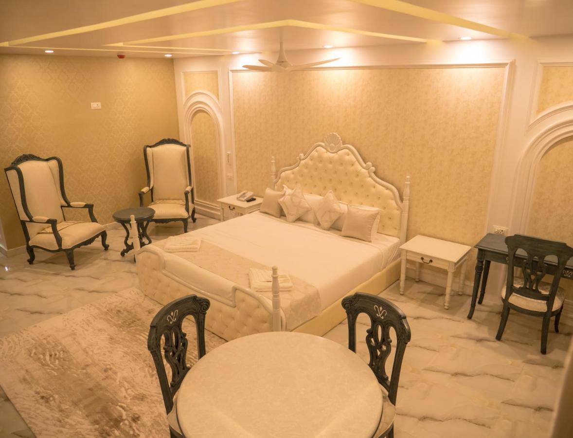 Hotel Blue Waves Jangli Ghat Luaran gambar